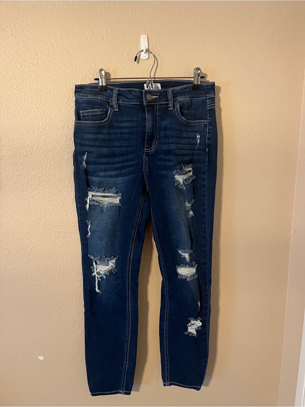 Cello Women's Dark Blue Distressed Skinny Jeans Size 9
